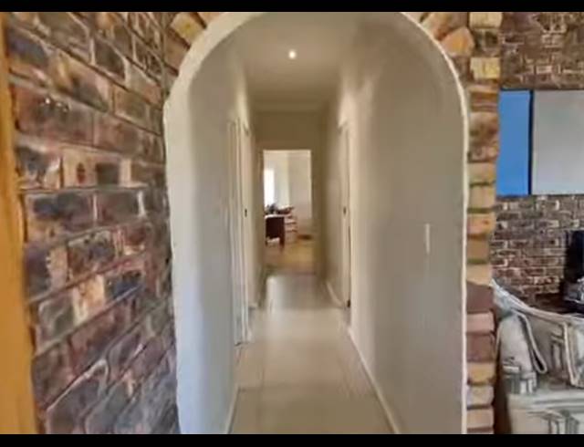 3 BEDROOM HOUSE FOR SALE IN MIDDEDORP